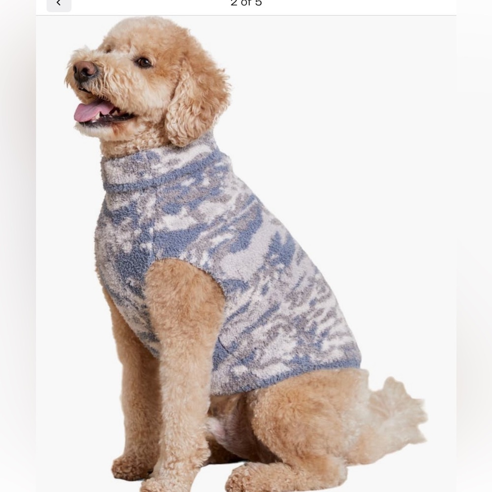 So cuddly soft 🩷 Barefoot Dreams pet sweater.  Blue gray camo Size small